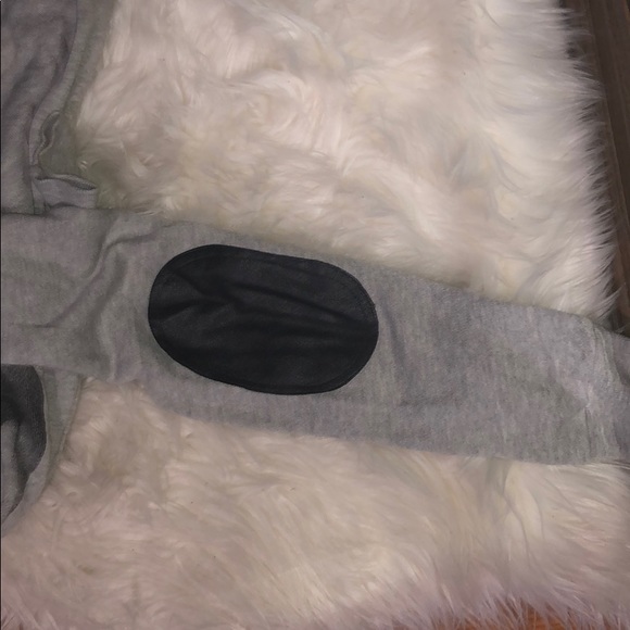 Cropped Marilyn Monroe Sweatshirt - Picture 2 of 2